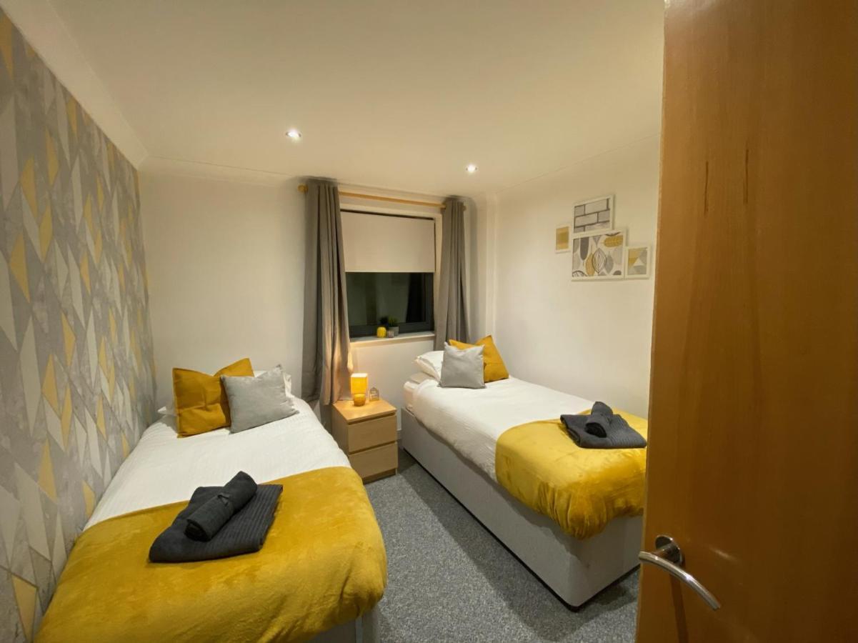 Westone Aspect Sheffield Exterior photo